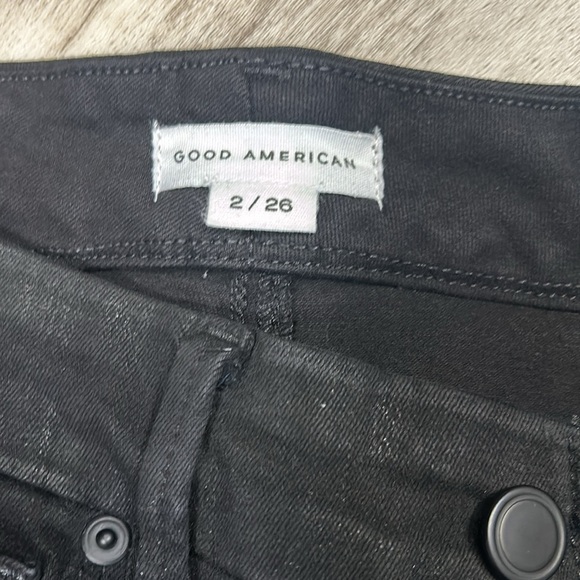 Good American Good Legs Cropped Mini Bootcut Jeans / Black Coated / GLCB001SNA - Picture 6 of 8